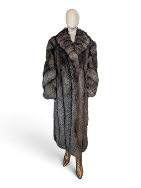 Full-Length Vintage Silver Fox Fur Coat- Mob Wife
